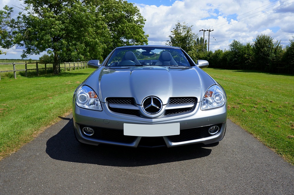 Mercedes SLK 200 Kompressor silver bow front