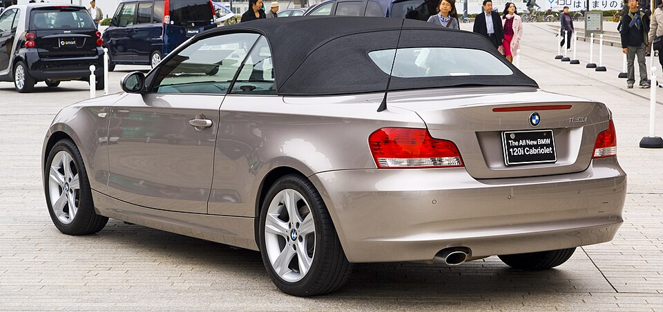 BMW E88 120i Cabriolet 02