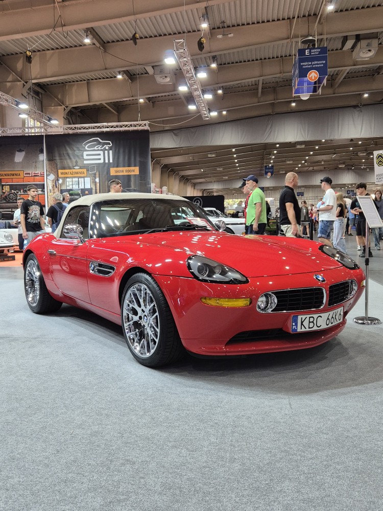 BMW Skytop – An Ultra-Limited Roadster for Collectors 7 BMW Z8 red 2