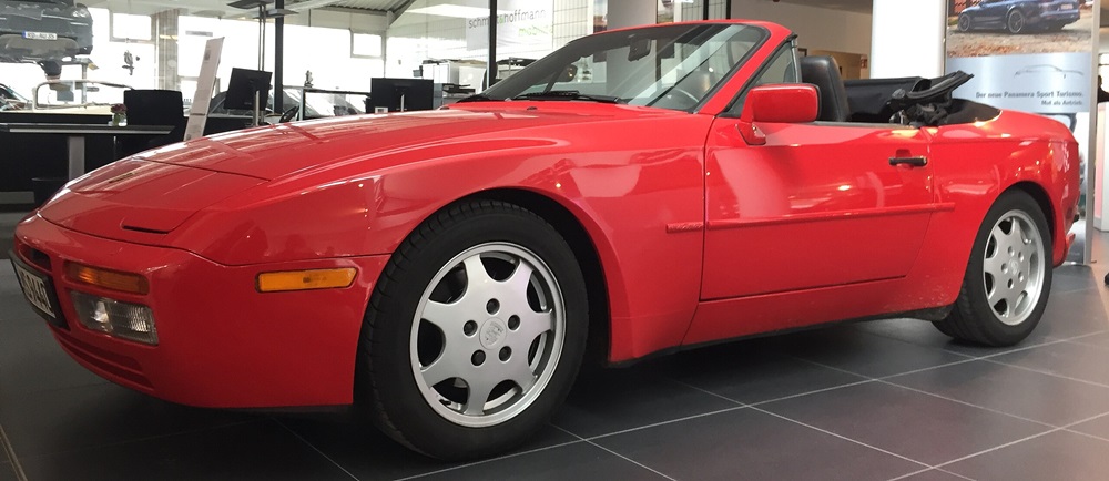 Porsche is More Than 911: Porsche 944 Cabriolet & Porsche 968 Cabriolet 6 2560px Porsche 944 Cabrio offen Seite cropped